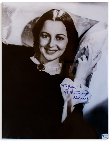 Olivia de Havilland Signed 11'' x 14'' Photo From ''Gone With The Wind'' as Melanie
